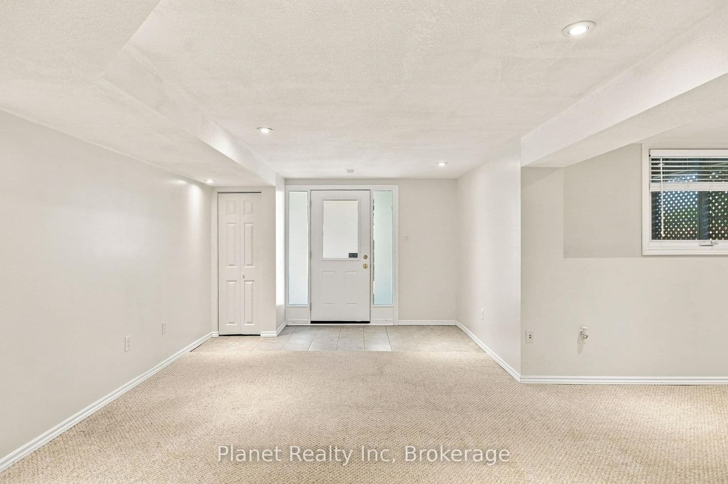 41 Boulder Crescent thumbnail 28