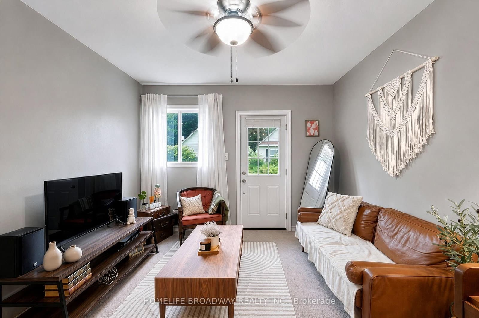 255 Robinson Street N thumbnail 7