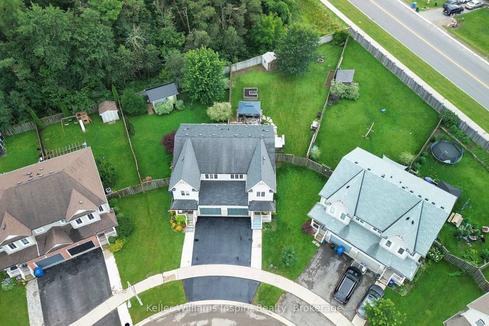 352 Orvis Crescent thumbnail 34