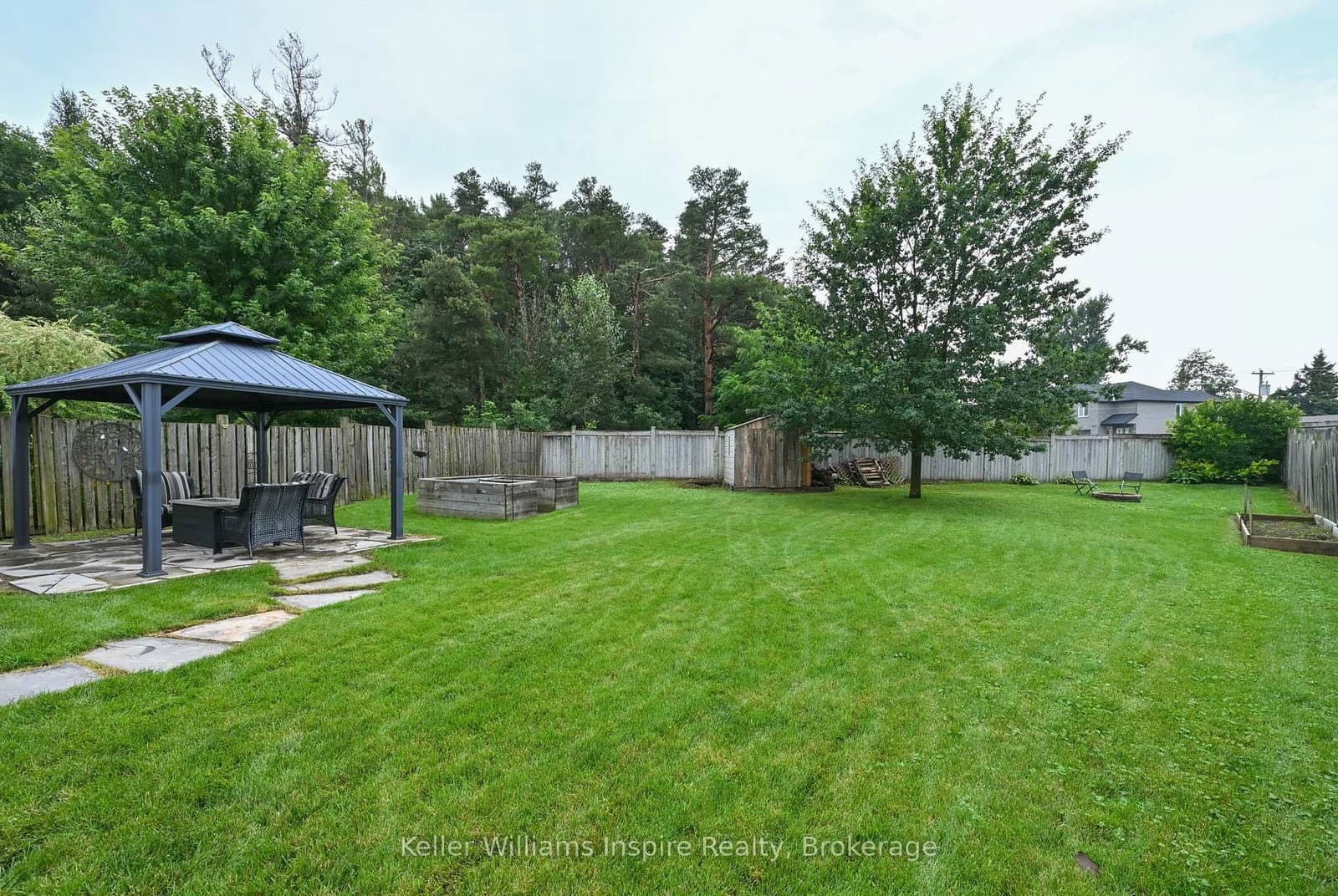 352 Orvis Crescent thumbnail 5