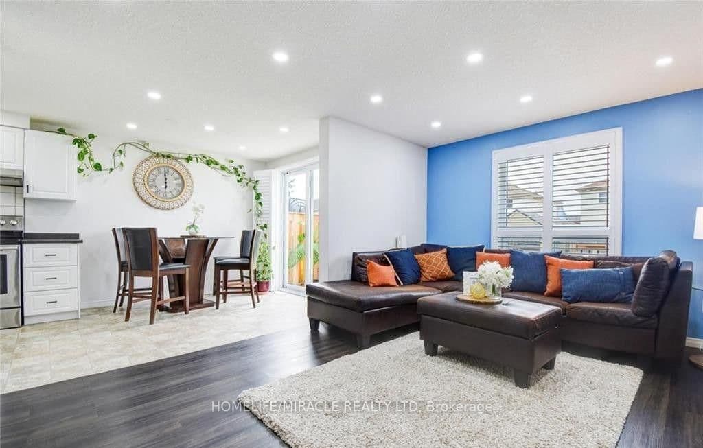501 Highbrook Court thumbnail 11