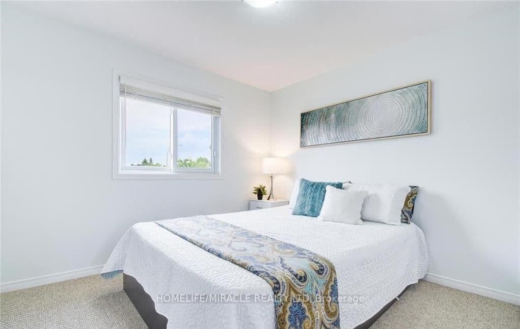 501 Highbrook Court thumbnail 5
