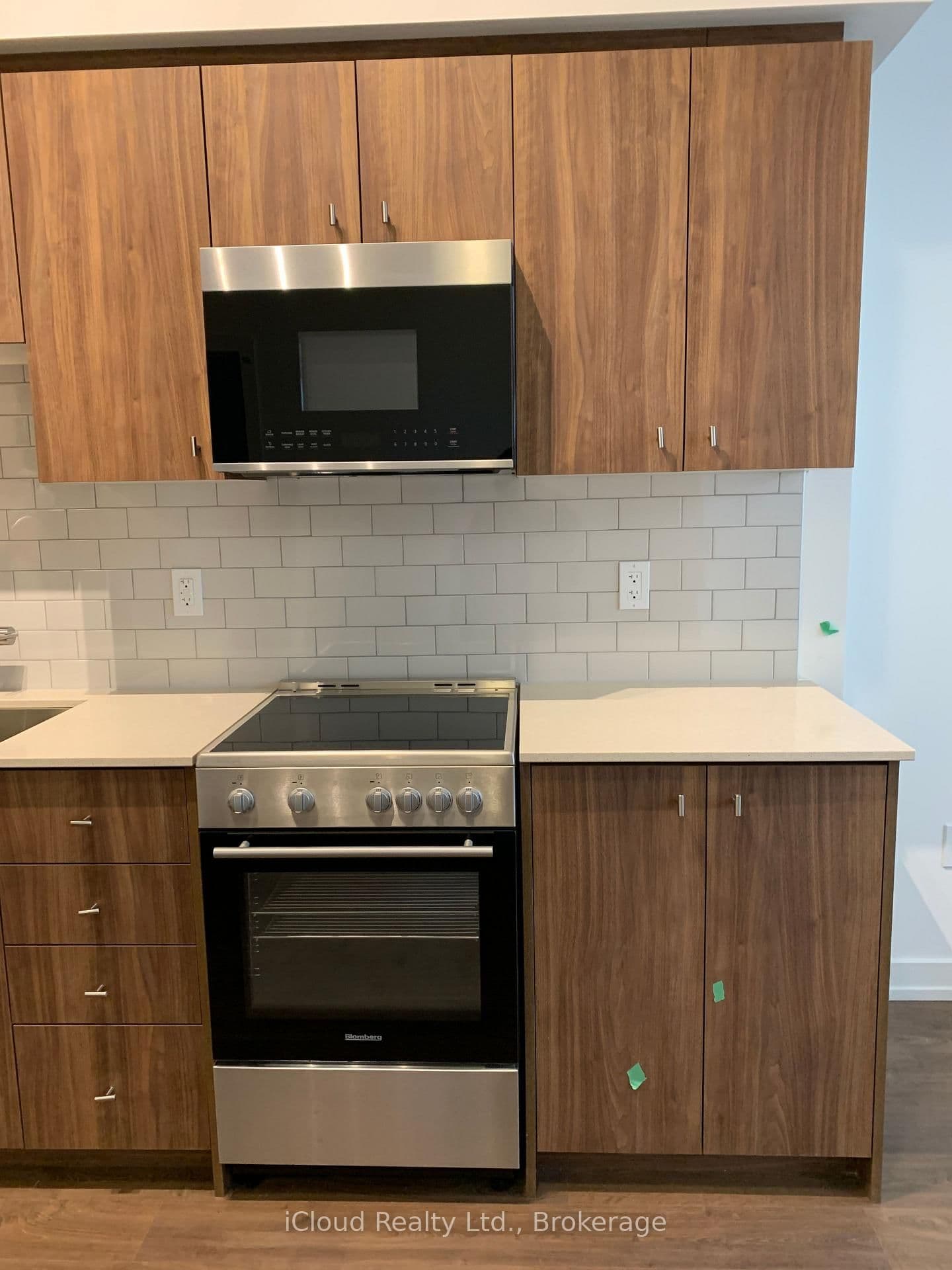 15 Wellington Street S, Unit 211 thumbnail 13