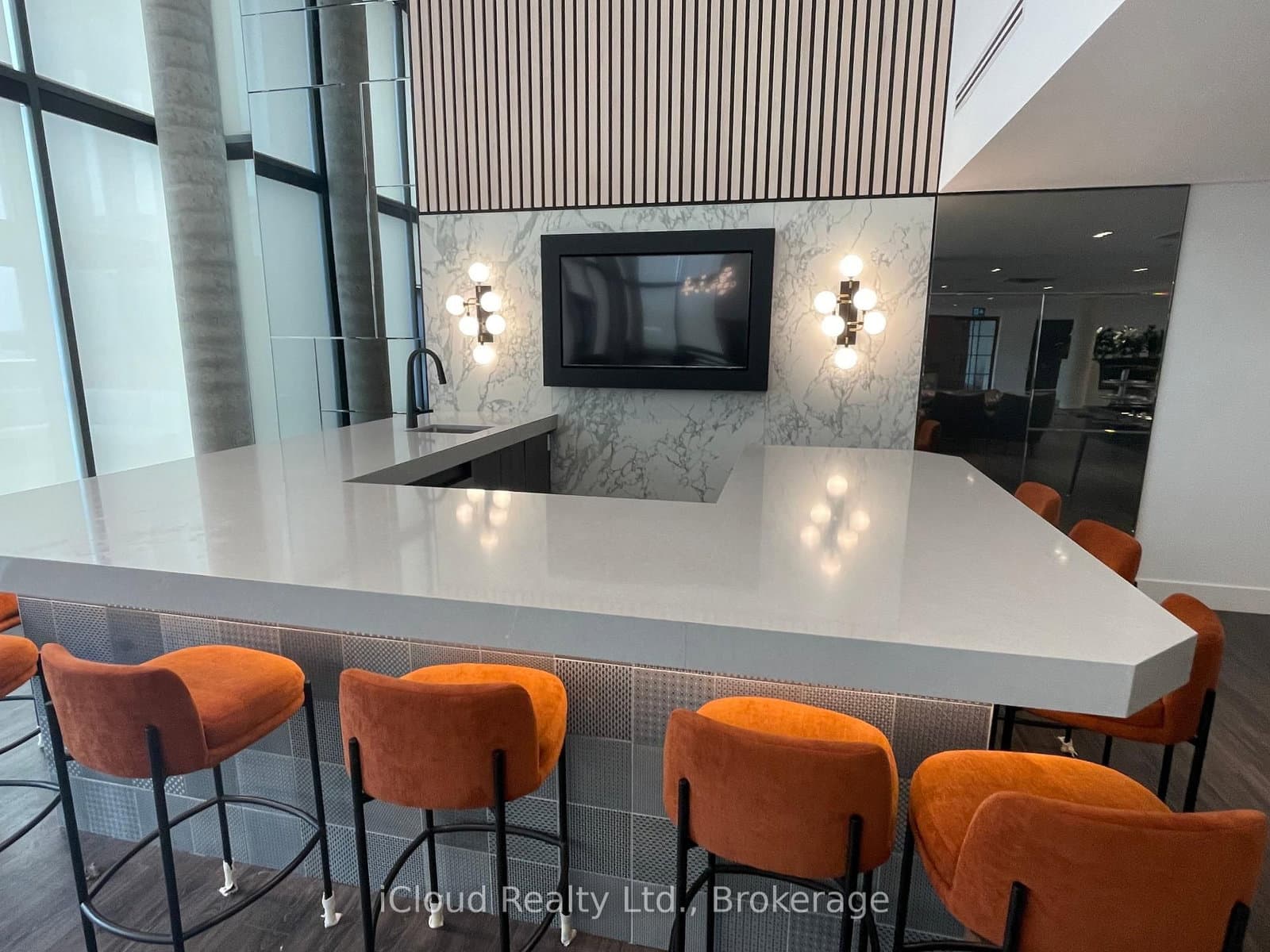 15 Wellington Street S, Unit 211 thumbnail 8