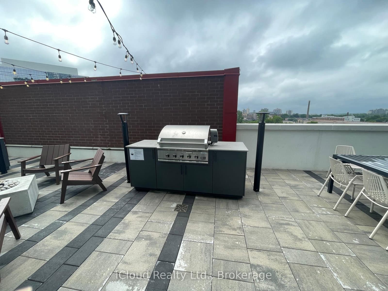 15 Wellington Street S, Unit 211 thumbnail 9