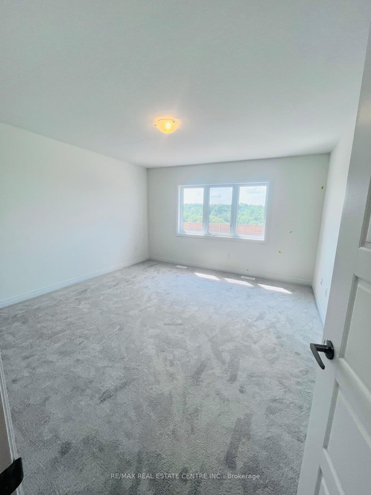 331 Port Crescent thumbnail 8