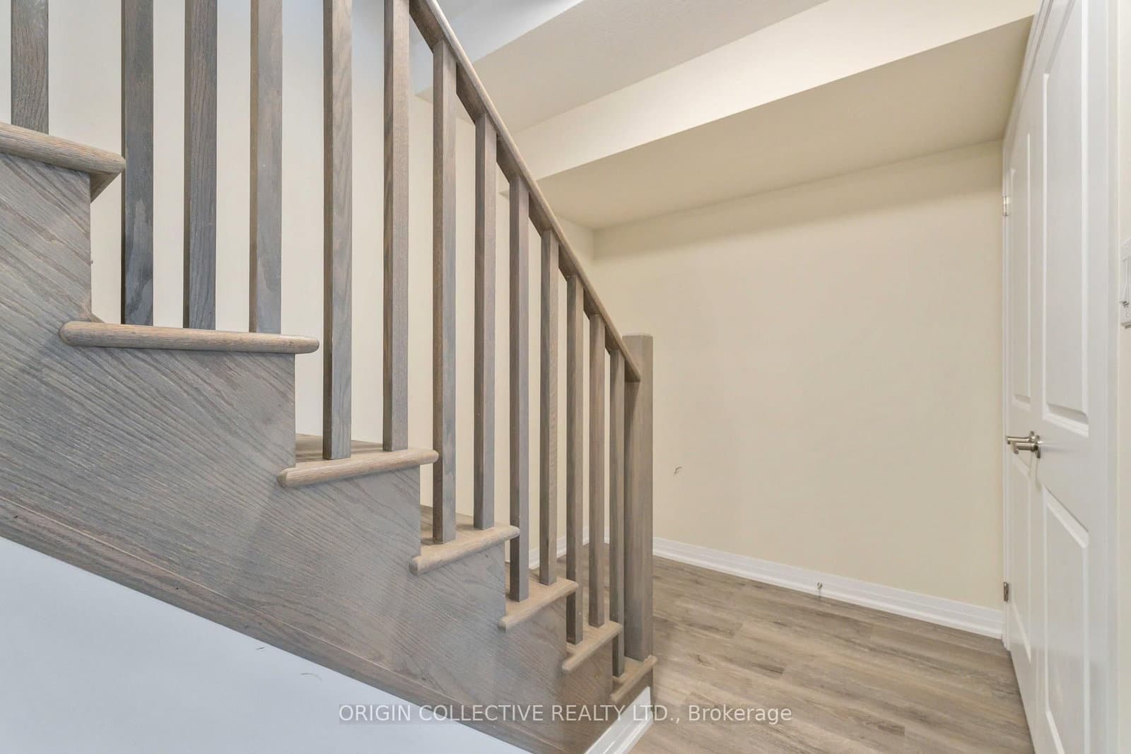 185 Bedrock Drive S, Unit 14 thumbnail 27