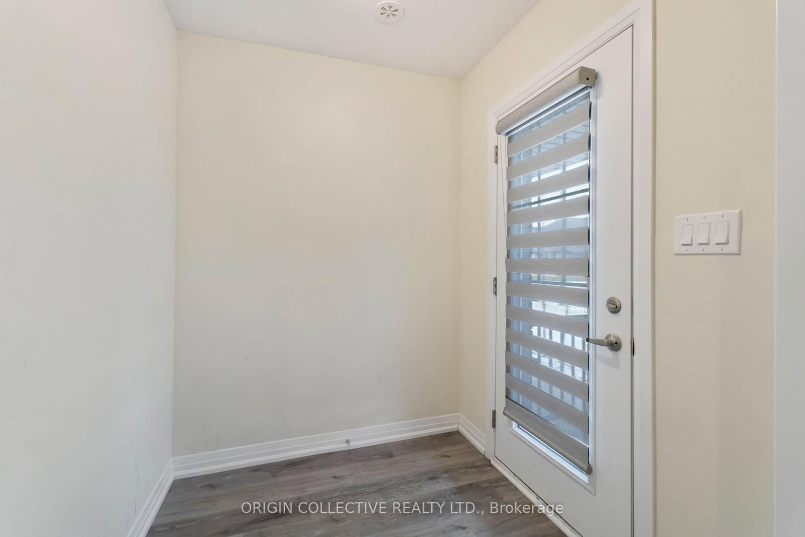 185 Bedrock Drive S, Unit 14 thumbnail 32