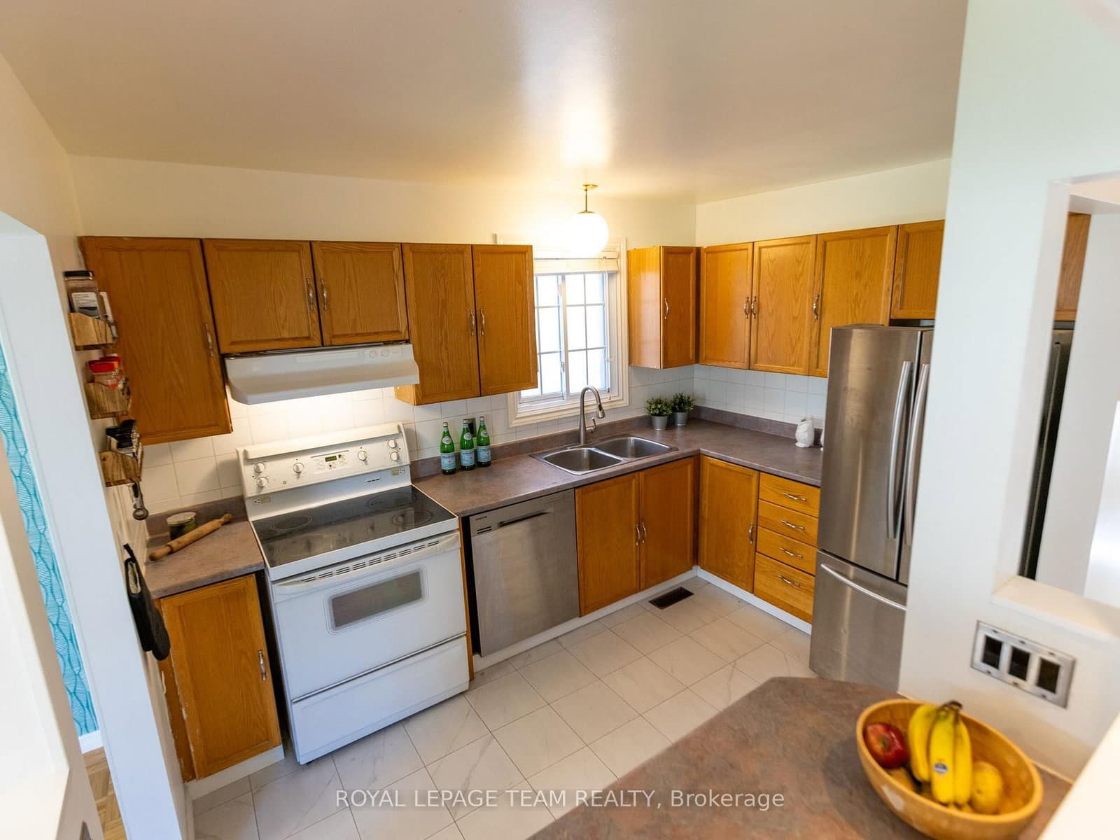 930 Alenmede Crescent thumbnail 10