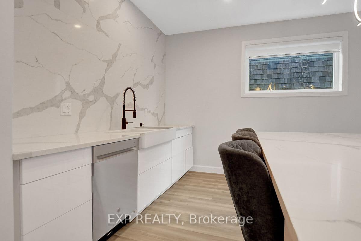 361 Whitby Avenue, Unit #B1 thumbnail 17