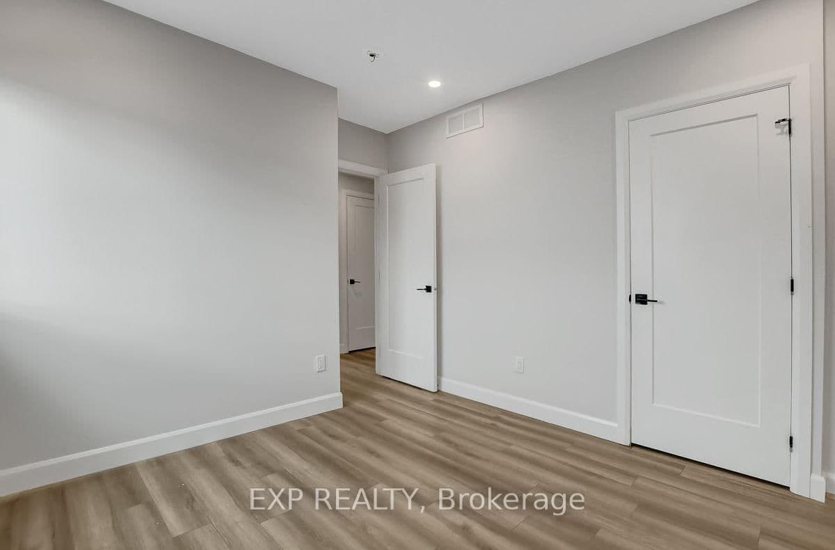 361 Whitby Avenue, Unit #B1 thumbnail 28