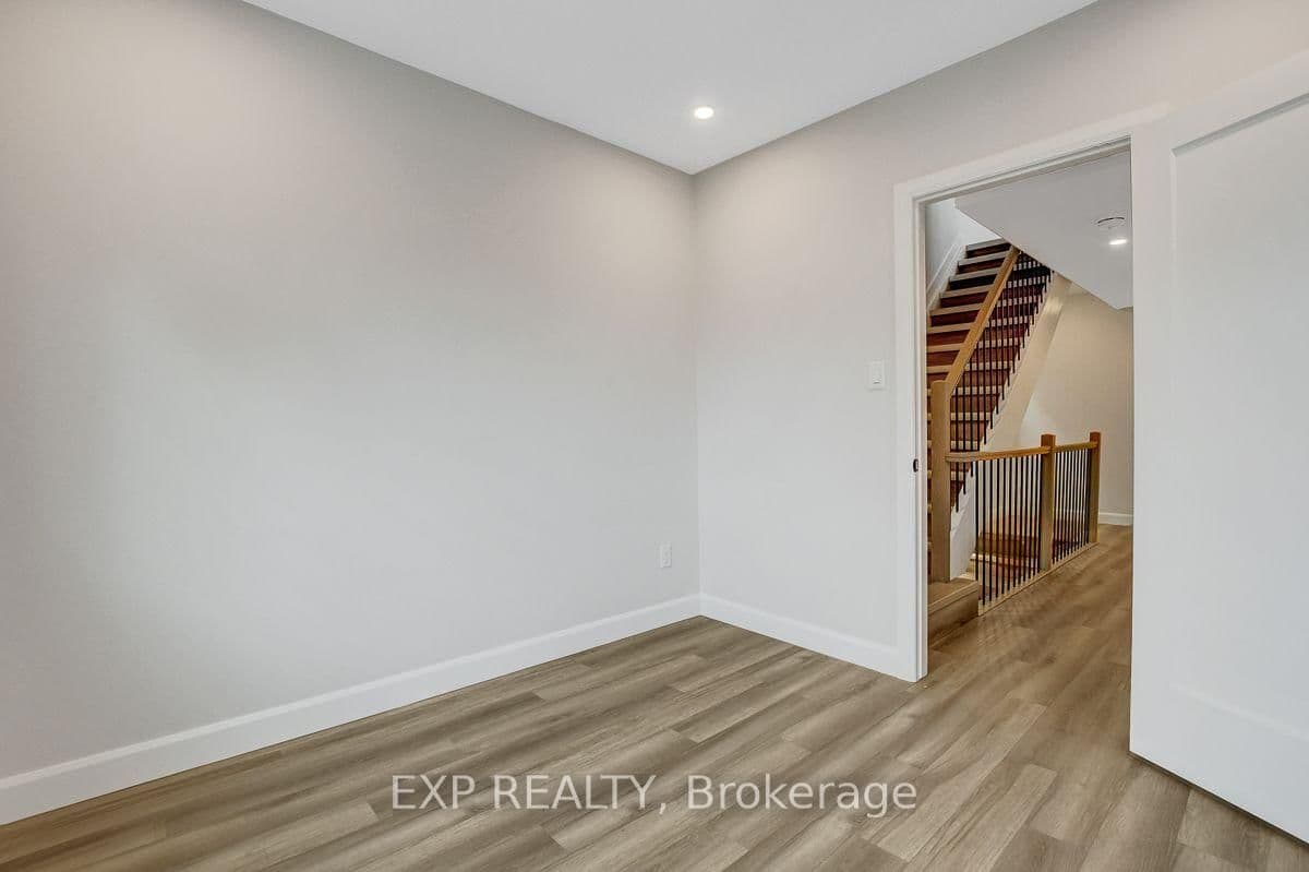 361 Whitby Avenue, Unit #B1 thumbnail 31