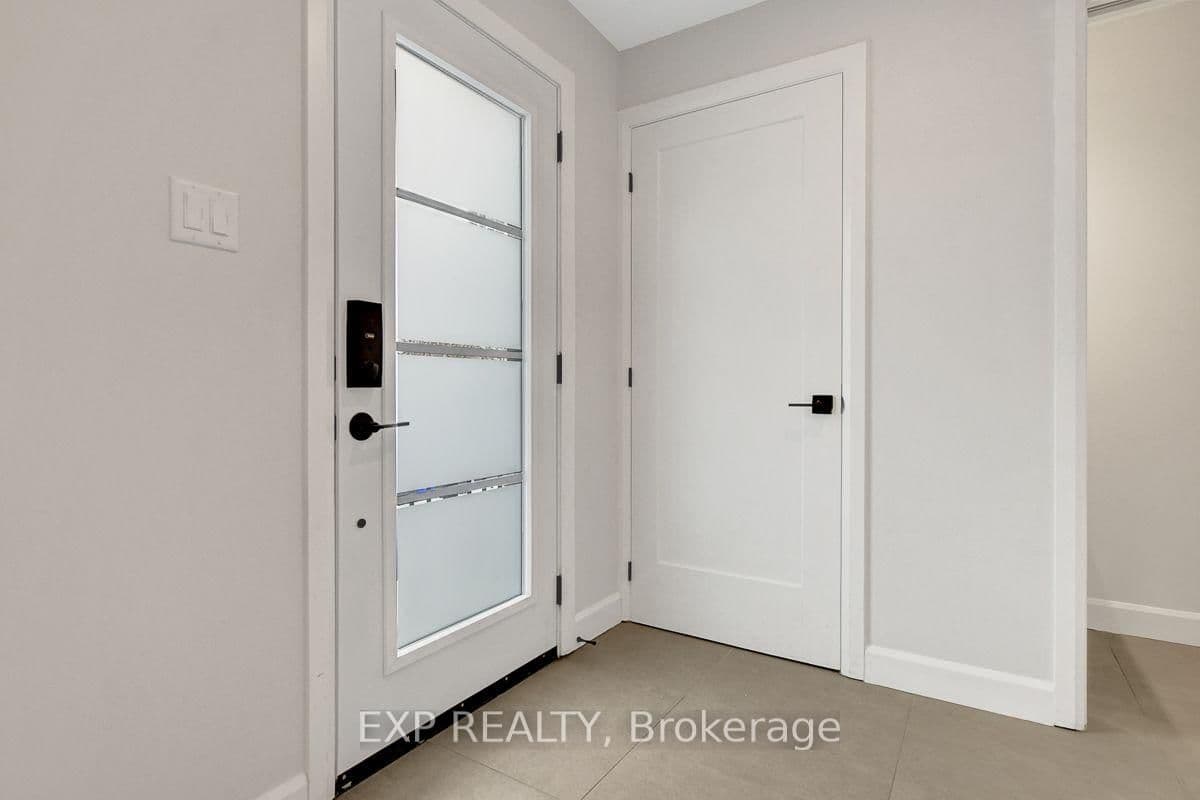361 Whitby Avenue, Unit #B1 thumbnail 4