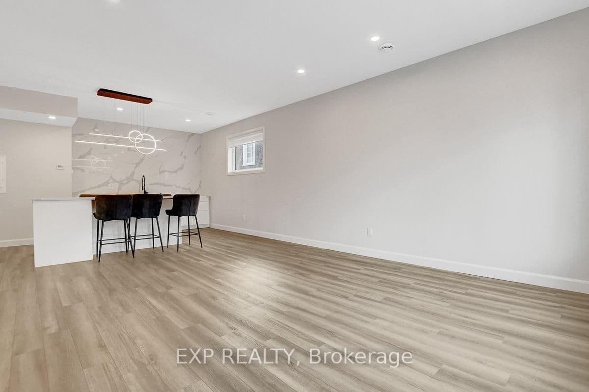 361 Whitby Avenue, Unit #B1 thumbnail 6