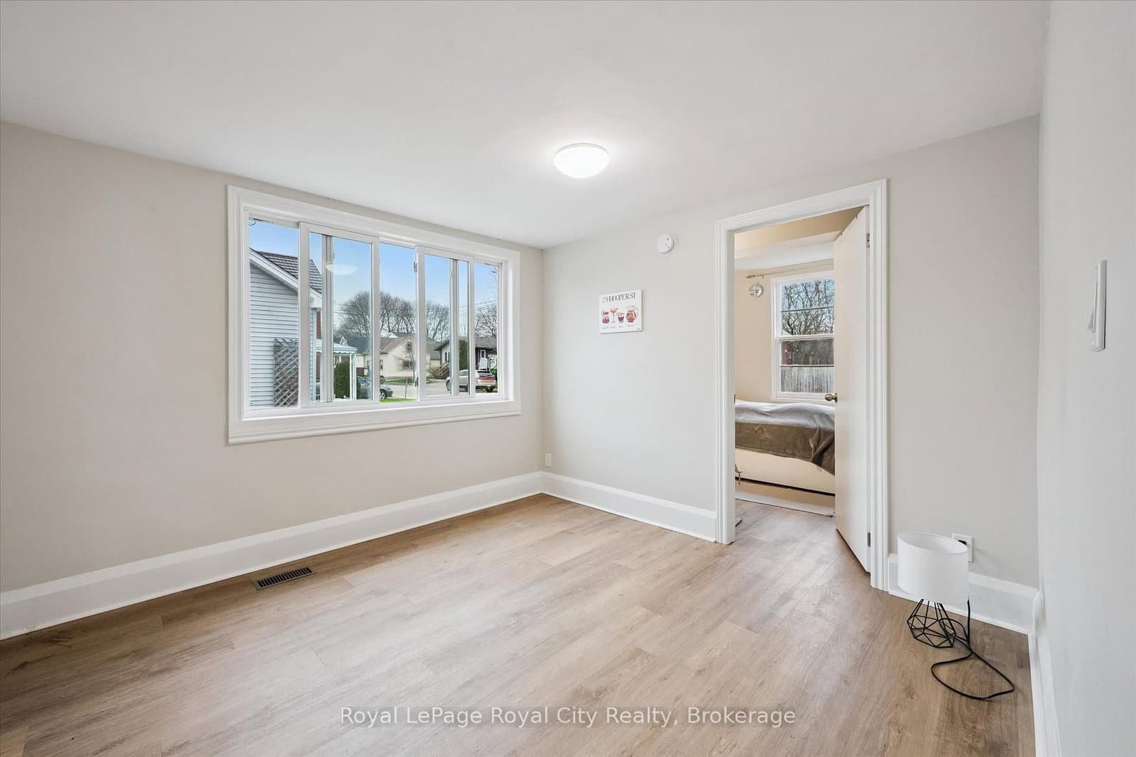 29 Hooper Street W, Unit 2 thumbnail 10