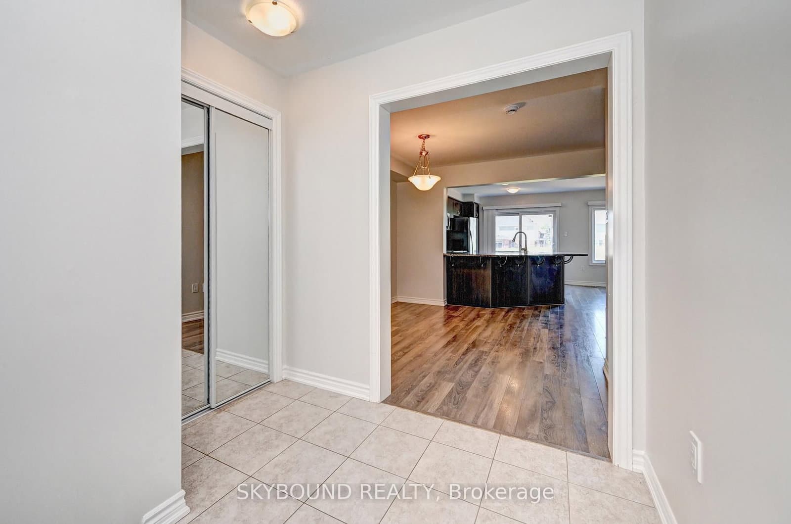 260 Waterbrook Lane thumbnail 3
