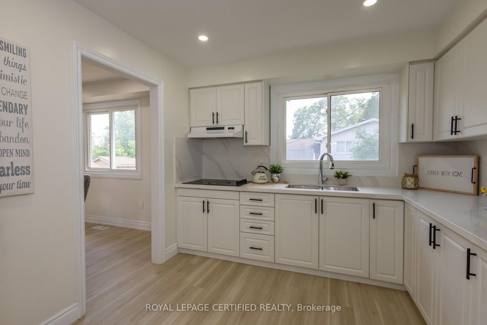 111 Limeridge Road W thumbnail 15