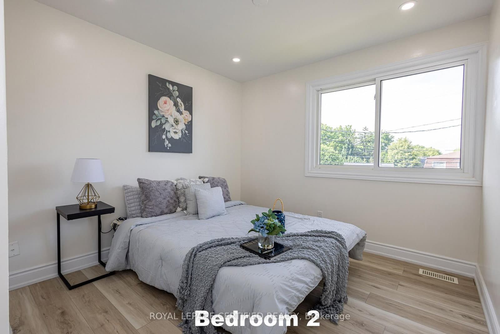 111 Limeridge Road W thumbnail 22