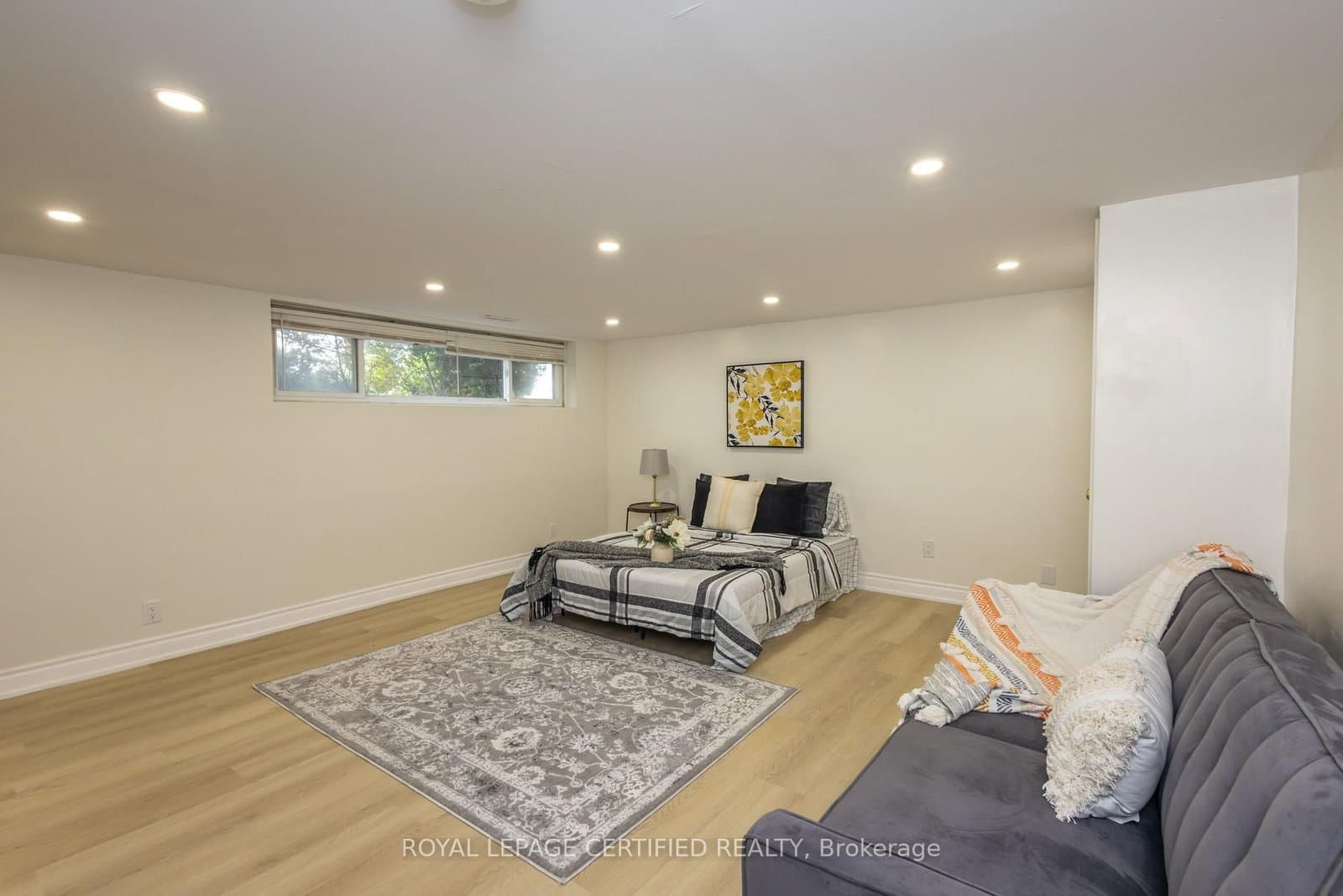 111 Limeridge Road W thumbnail 34