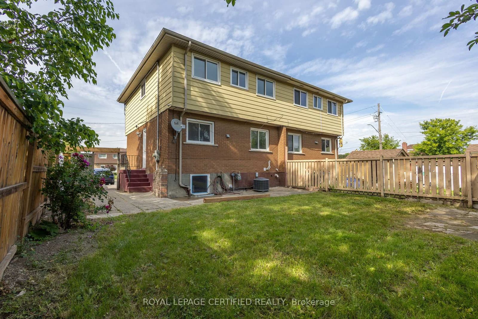 111 Limeridge Road W thumbnail 42