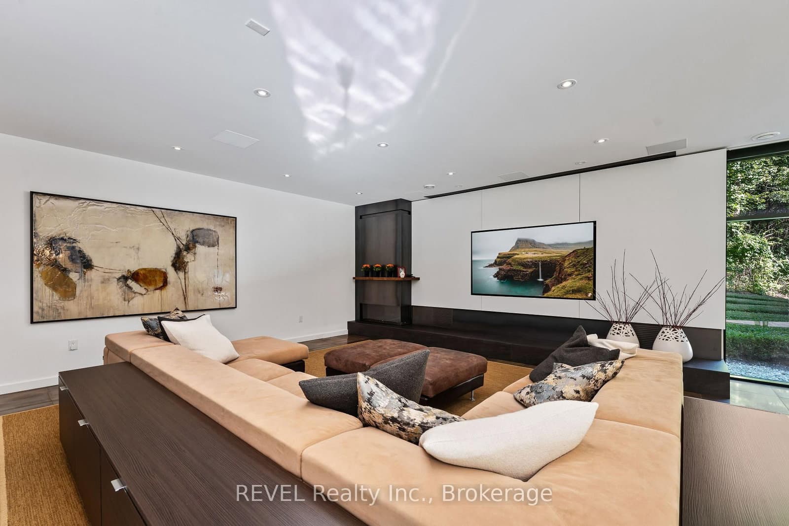 250 Canboro Road thumbnail 33