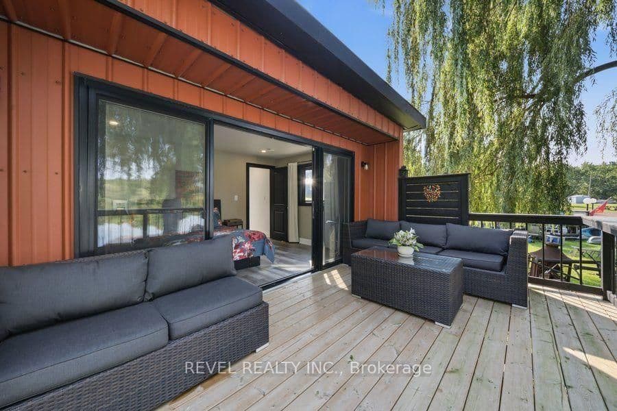 99 Fourth Concession Road, Unit 4 thumbnail 17