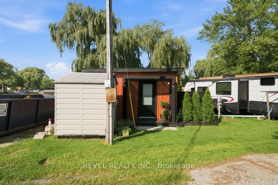 99 Fourth Concession Road, Unit 4 thumbnail 2