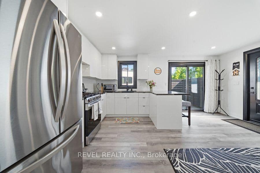 99 Fourth Concession Road, Unit 4 thumbnail 8