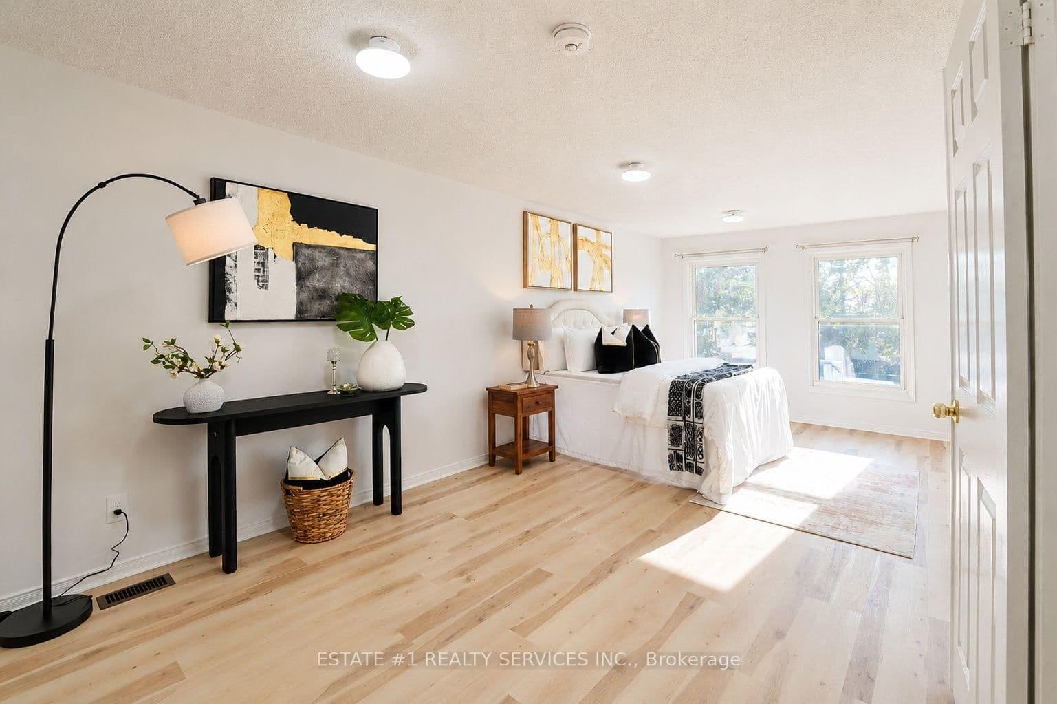 35 Golden Meadow Drive thumbnail 20