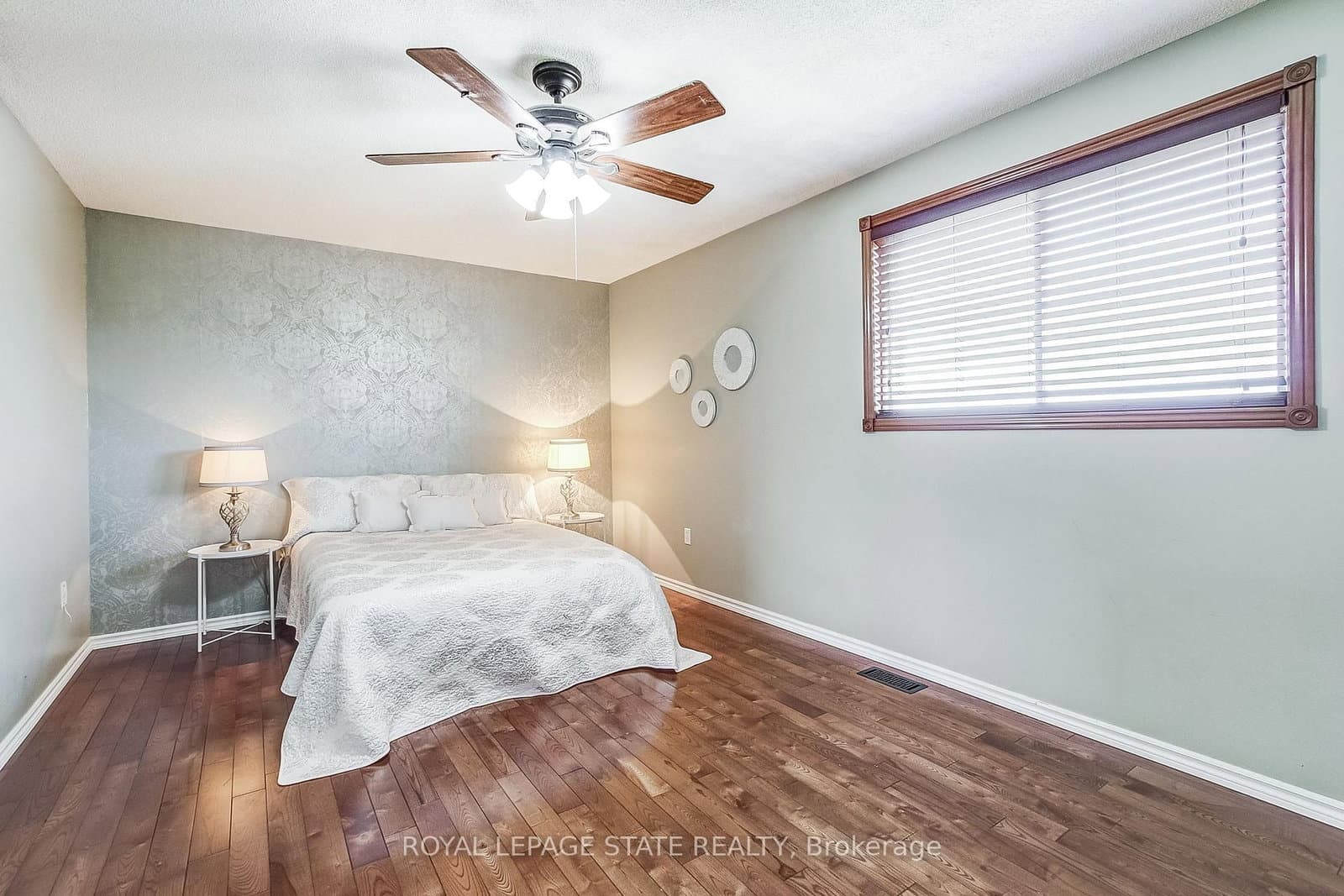 357 Acadia Drive thumbnail 18