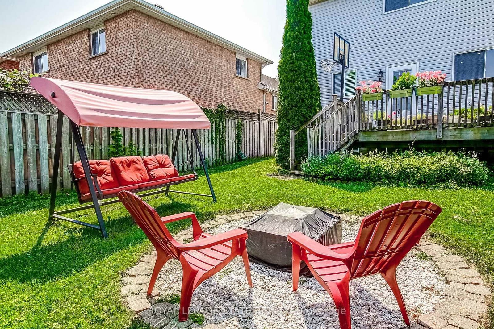 357 Acadia Drive thumbnail 33