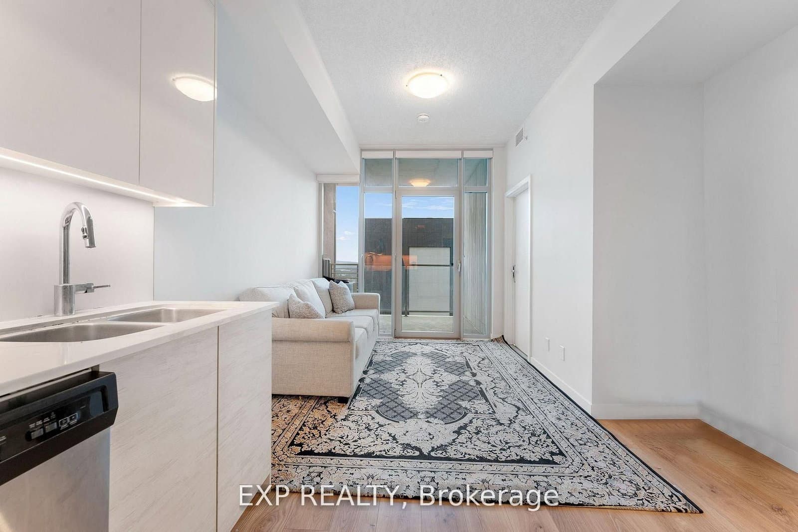 60 Frederick Street N, Unit 1010 thumbnail 5