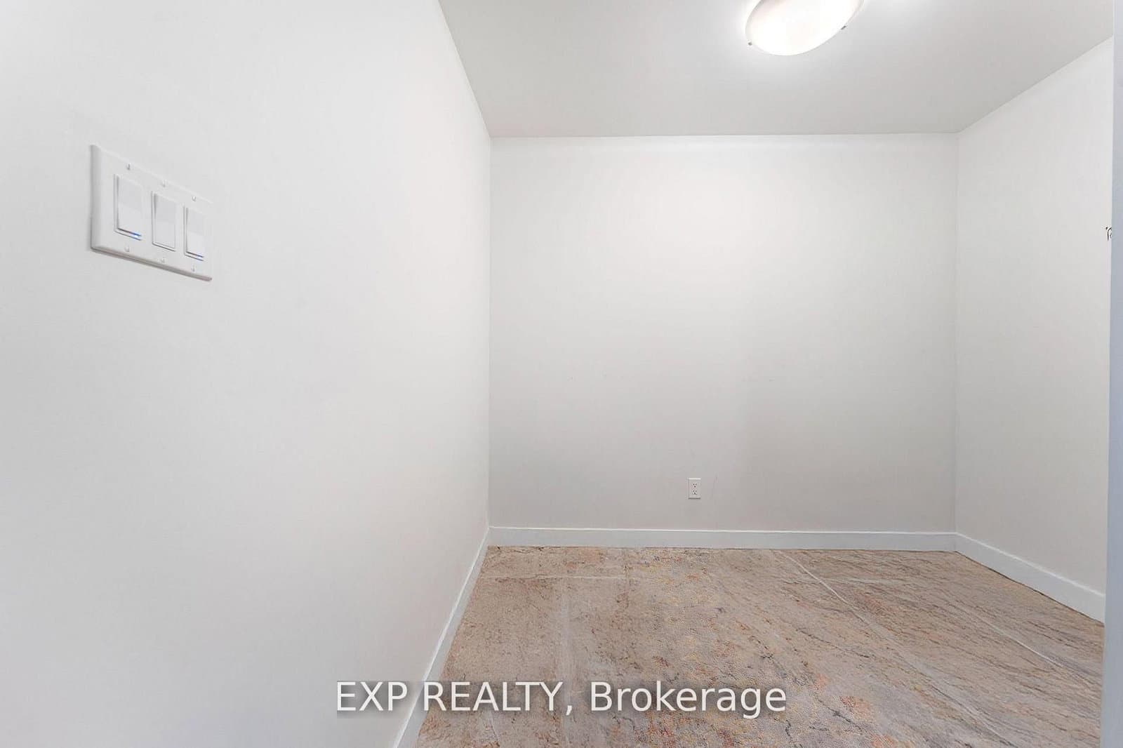 60 Frederick Street N, Unit 1010 thumbnail 8
