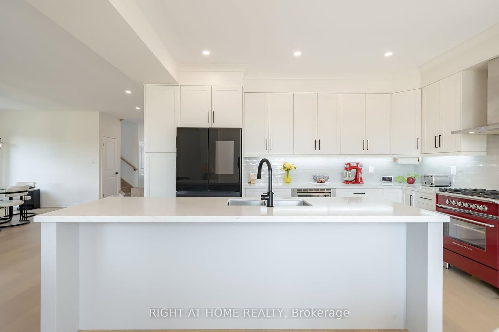 34 Hampshire Place thumbnail 12