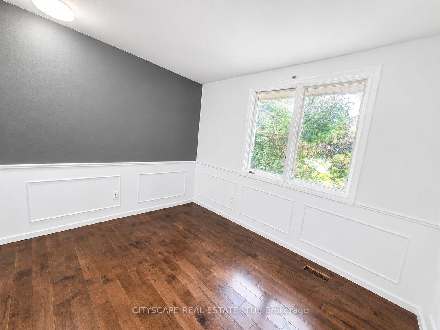 850 Berkshire Drive, Unit 8 thumbnail 19