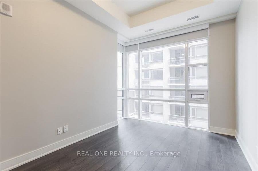 150 Main Street W, Unit 512 thumbnail 7