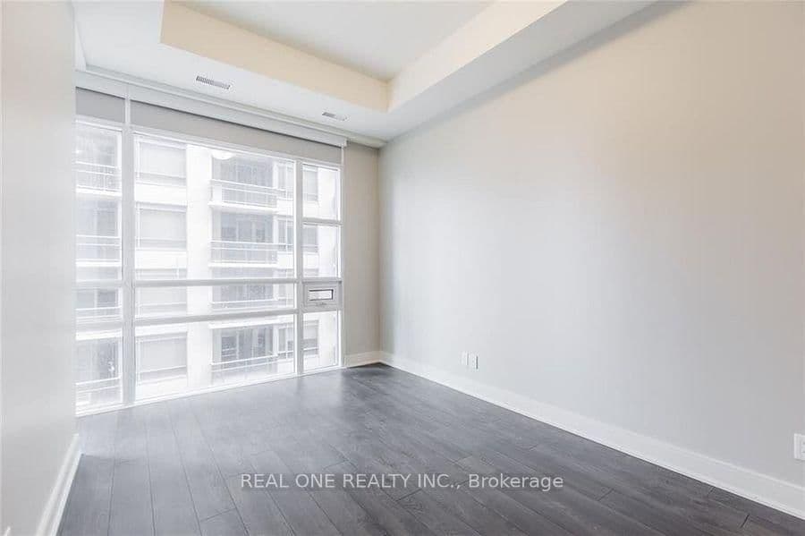 150 Main Street W, Unit 512 thumbnail 8