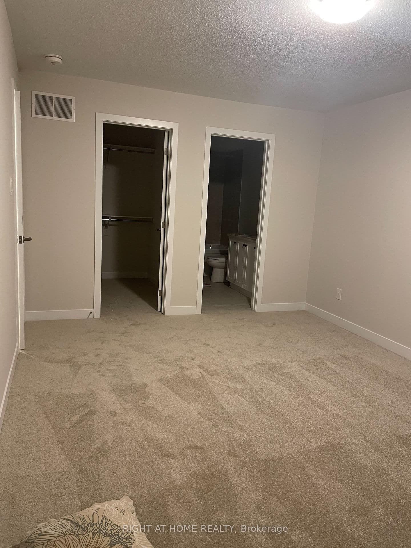 618 Allied Mews E thumbnail 5