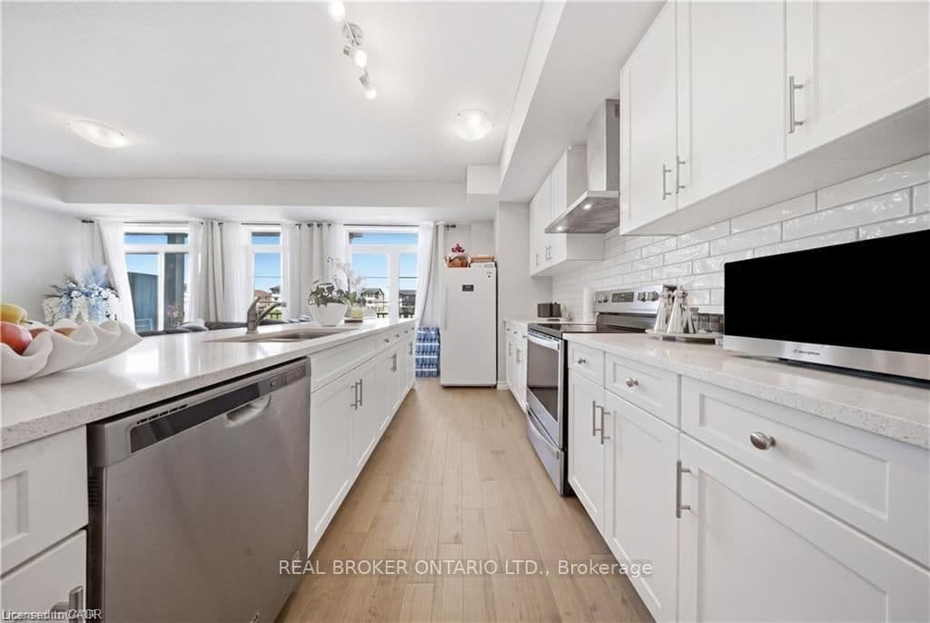 176 Wheat Lane, Unit 88 thumbnail 8