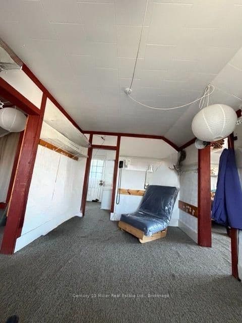 113 King Street N thumbnail 7