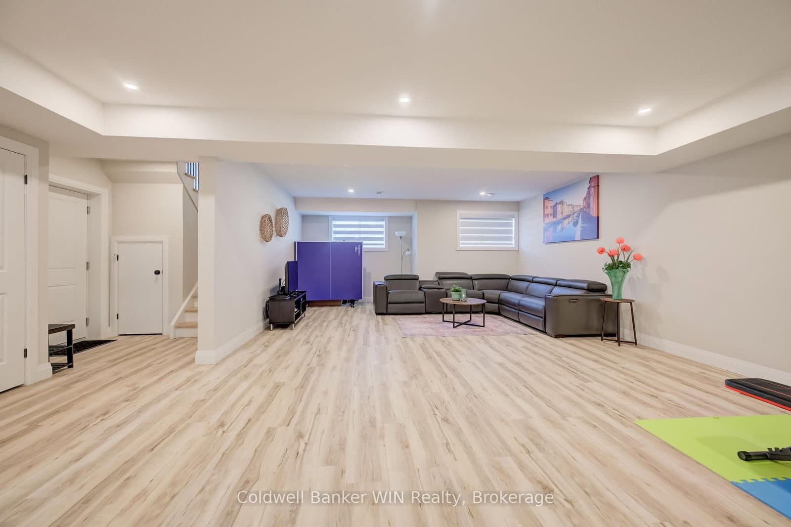 430 Wellington Street E thumbnail 26