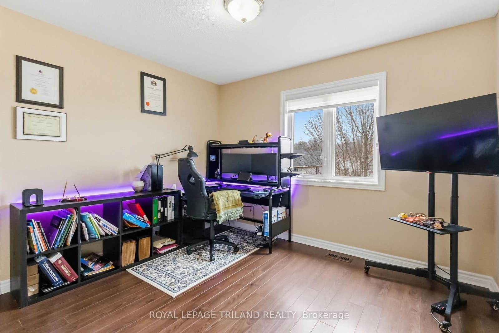 860 Kettleridge Street thumbnail 21