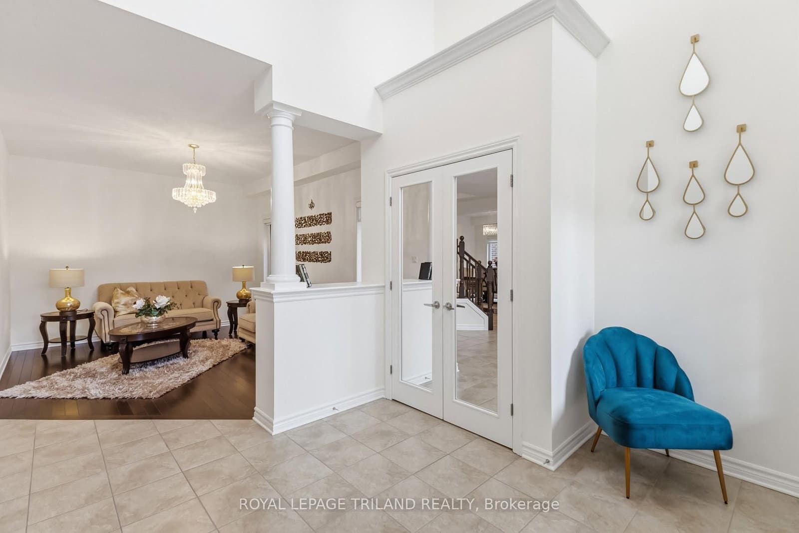 860 Kettleridge Street thumbnail 4