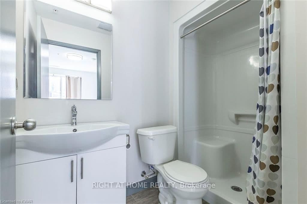 258B Sunview Street, Unit 215 thumbnail 11