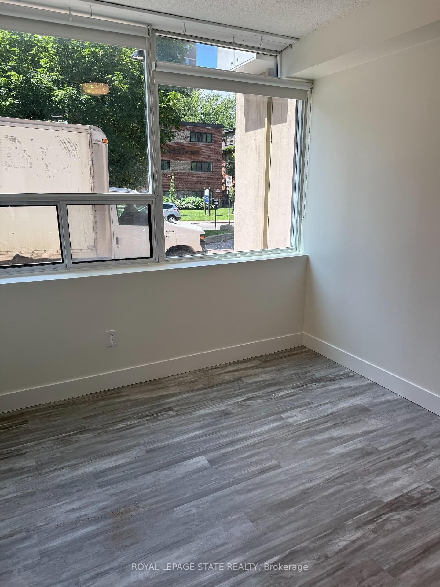 120 Duke Street, Unit 102 thumbnail 11