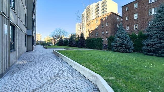 120 Duke Street, Unit 102 thumbnail 22