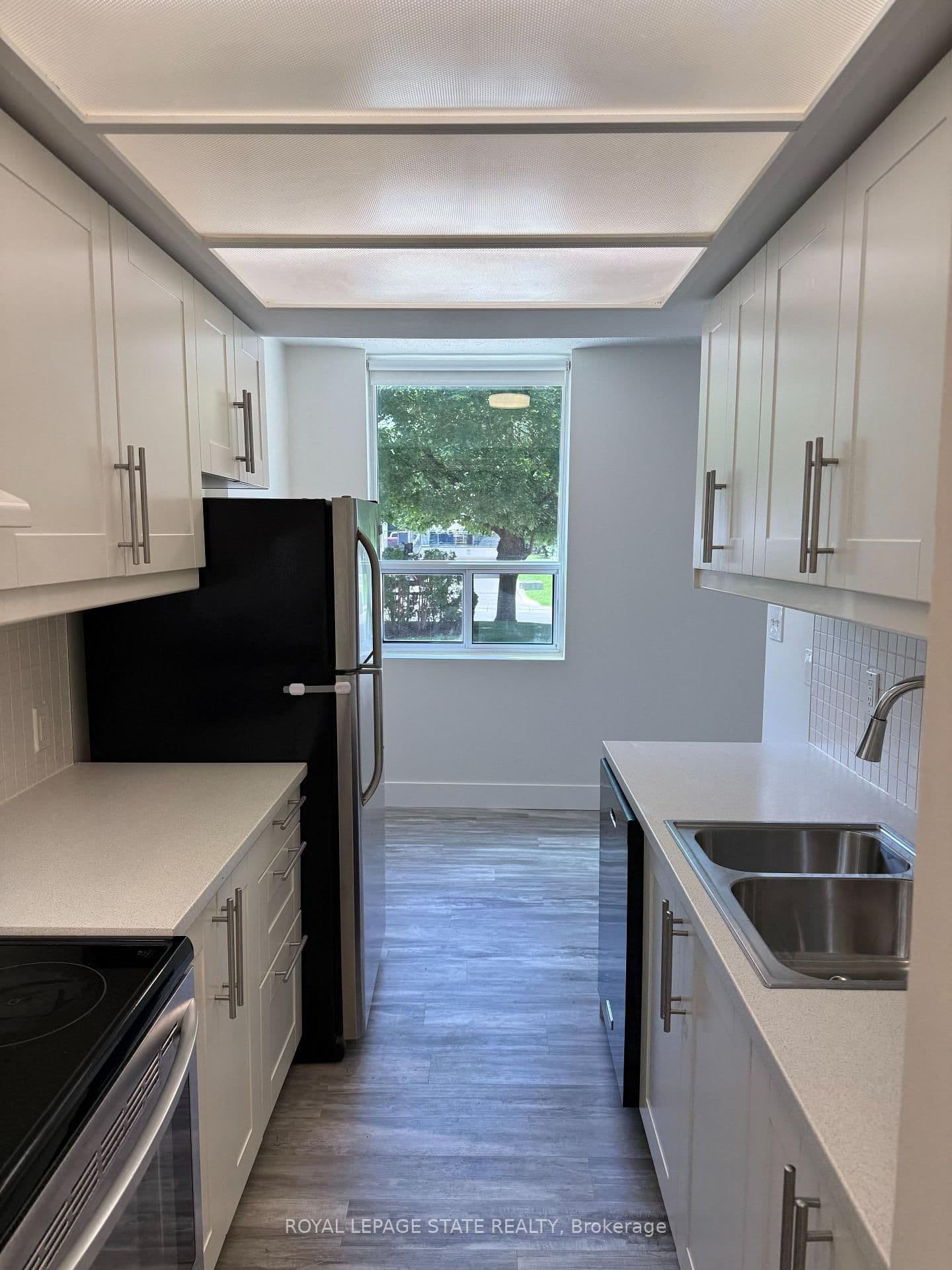 120 Duke Street, Unit 102 thumbnail 7