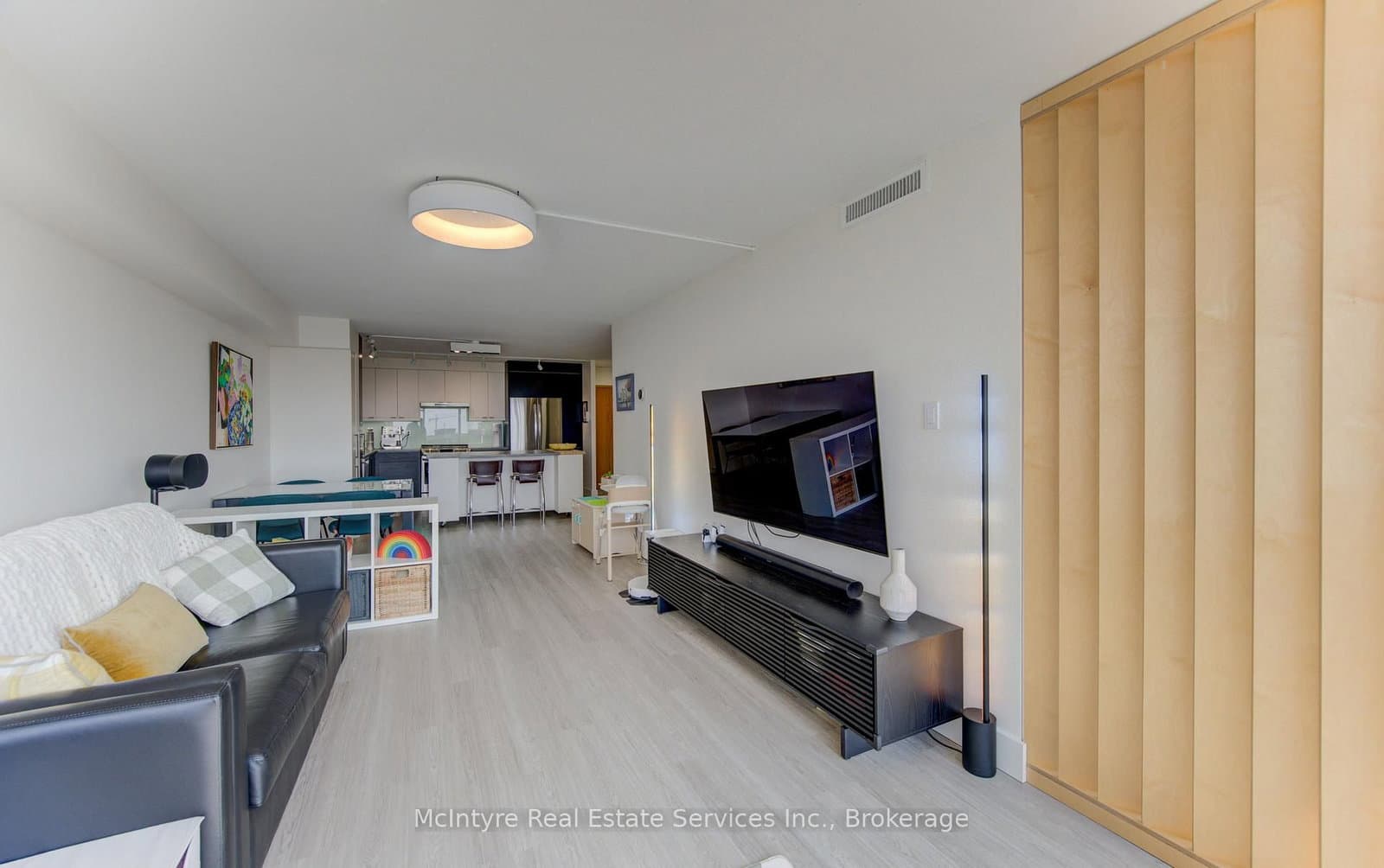 6 Willow Street, Unit 1503 thumbnail 18