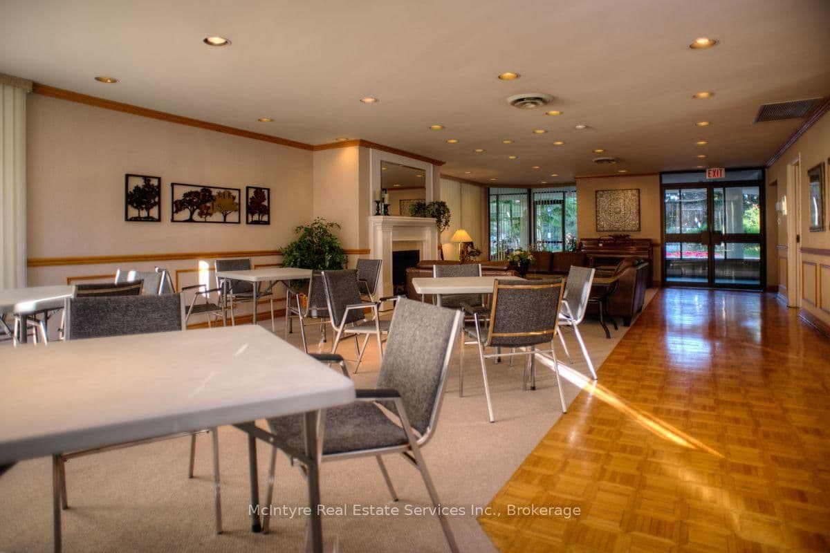 6 Willow Street, Unit 1503 thumbnail 36