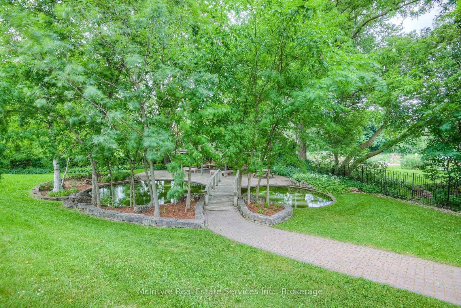 6 Willow Street, Unit 1503 thumbnail 41